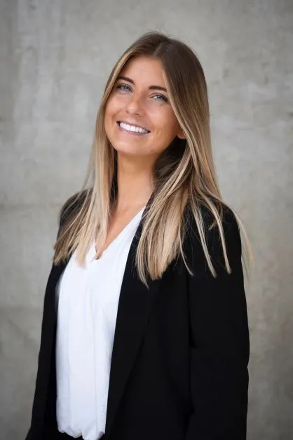 Chloé DUGELAY Chloé DUGELAY